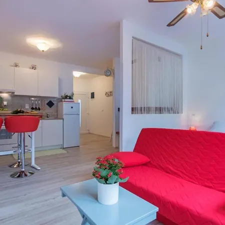 Modern And Bright With Terrace And Garden 公寓